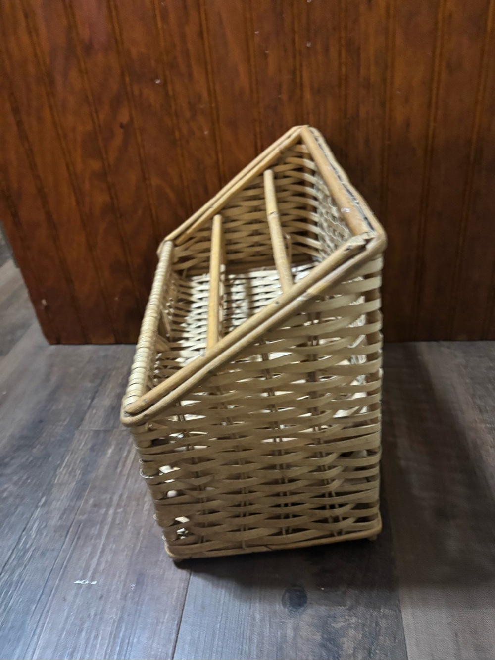 Natural Wicker Mail/file Rack Organizer - - Picture 3 of 5